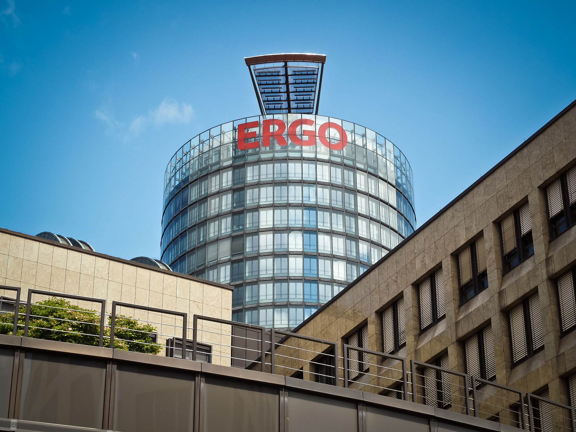 Auch die Ergo-Lebensversicherung plant den Verkauf ihrer Verträge an einen Abwickler.